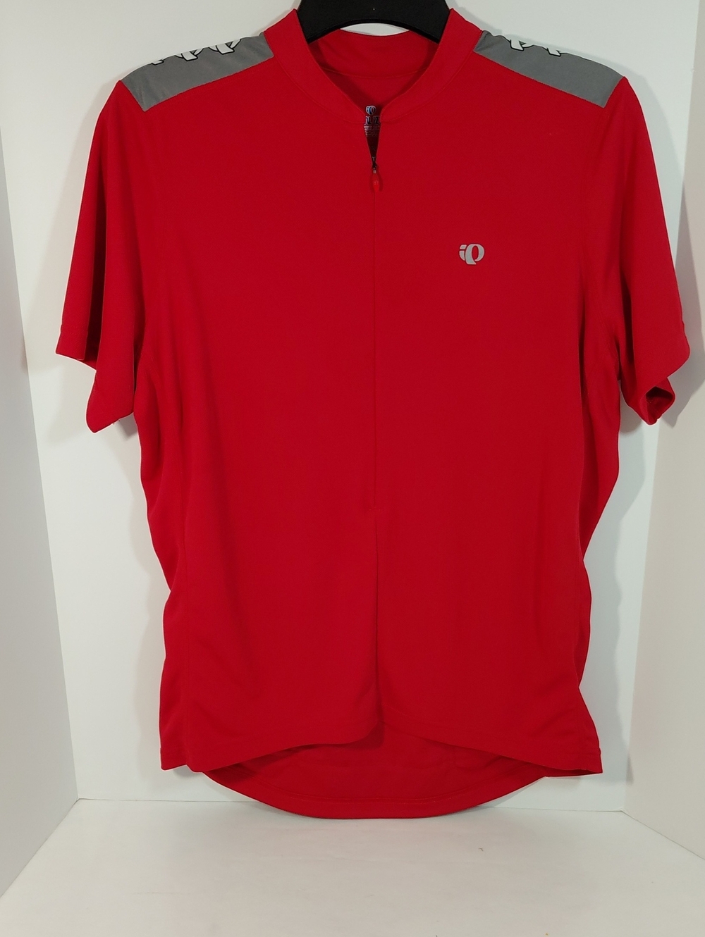 Pearl Izumi Mens Short Sleeve Cycling Jersey. Red With Grey Accents. Size XL